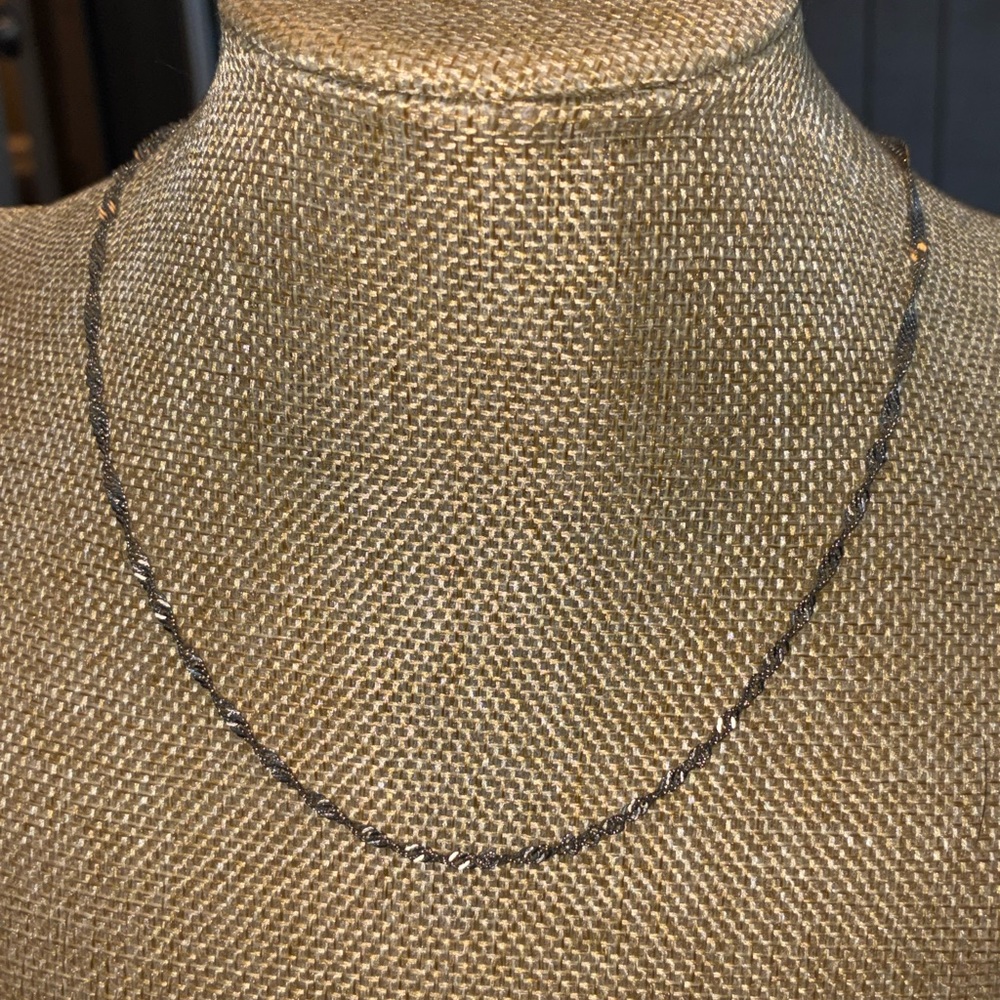 Elegant chain Silver Necklace